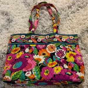 Vera Bradley Tote